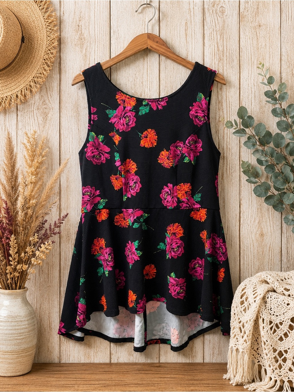 Torrid Black Multicolor Floral Print Ponte Peplum Hi Low Top Size 1 (14/16 1X)‎